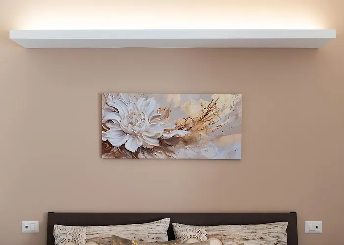 Gio's Apartment *